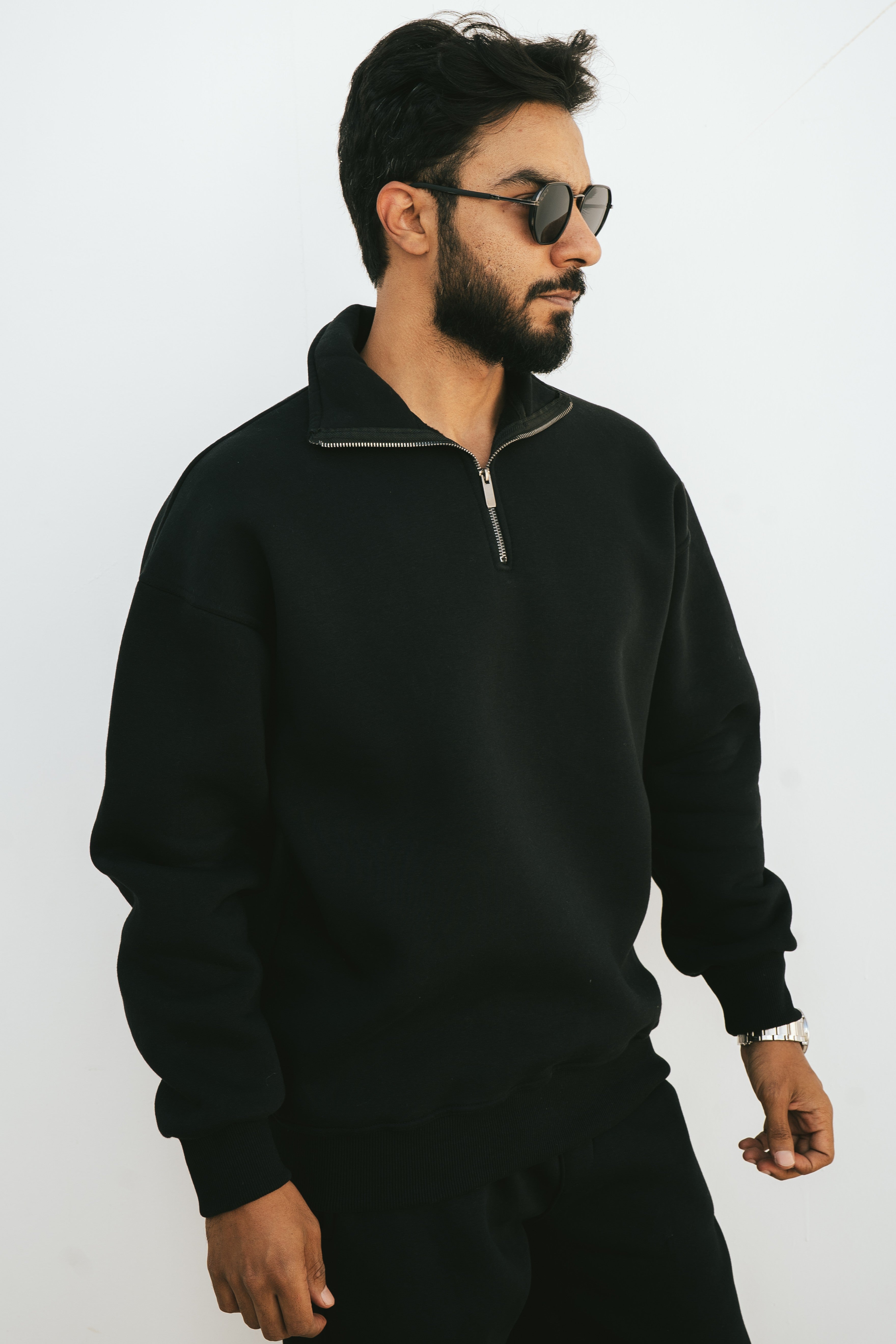 Half-Zip Sweatshirt (Black)