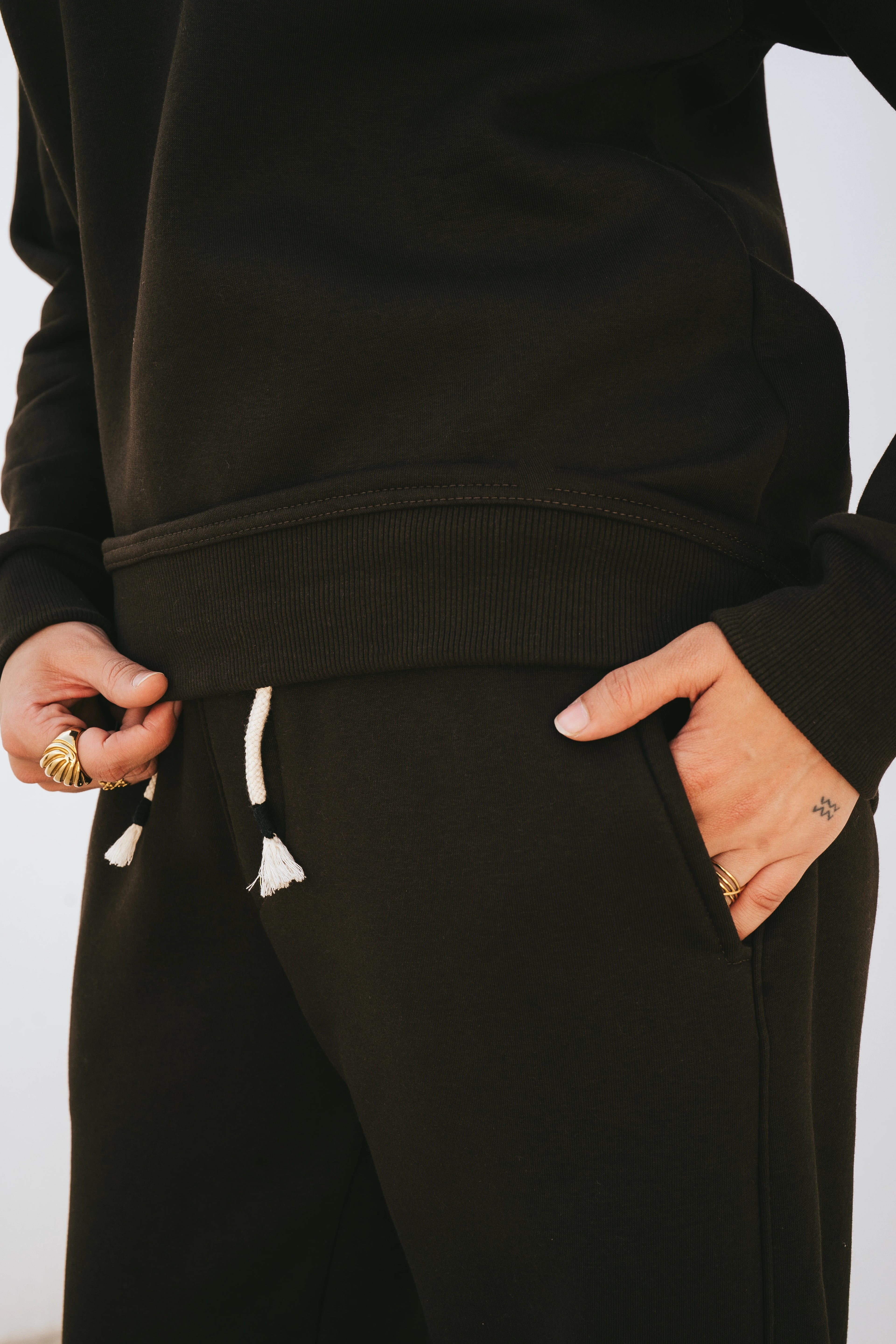 Comfort Sweatpants (Dark Brown)