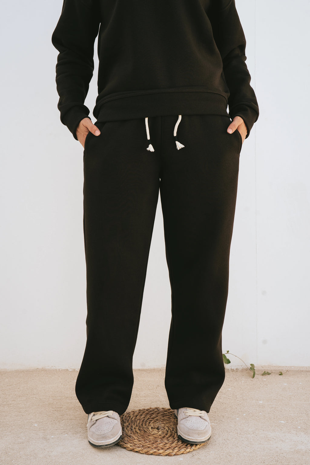 Comfort Sweatpants (Dark Brown)