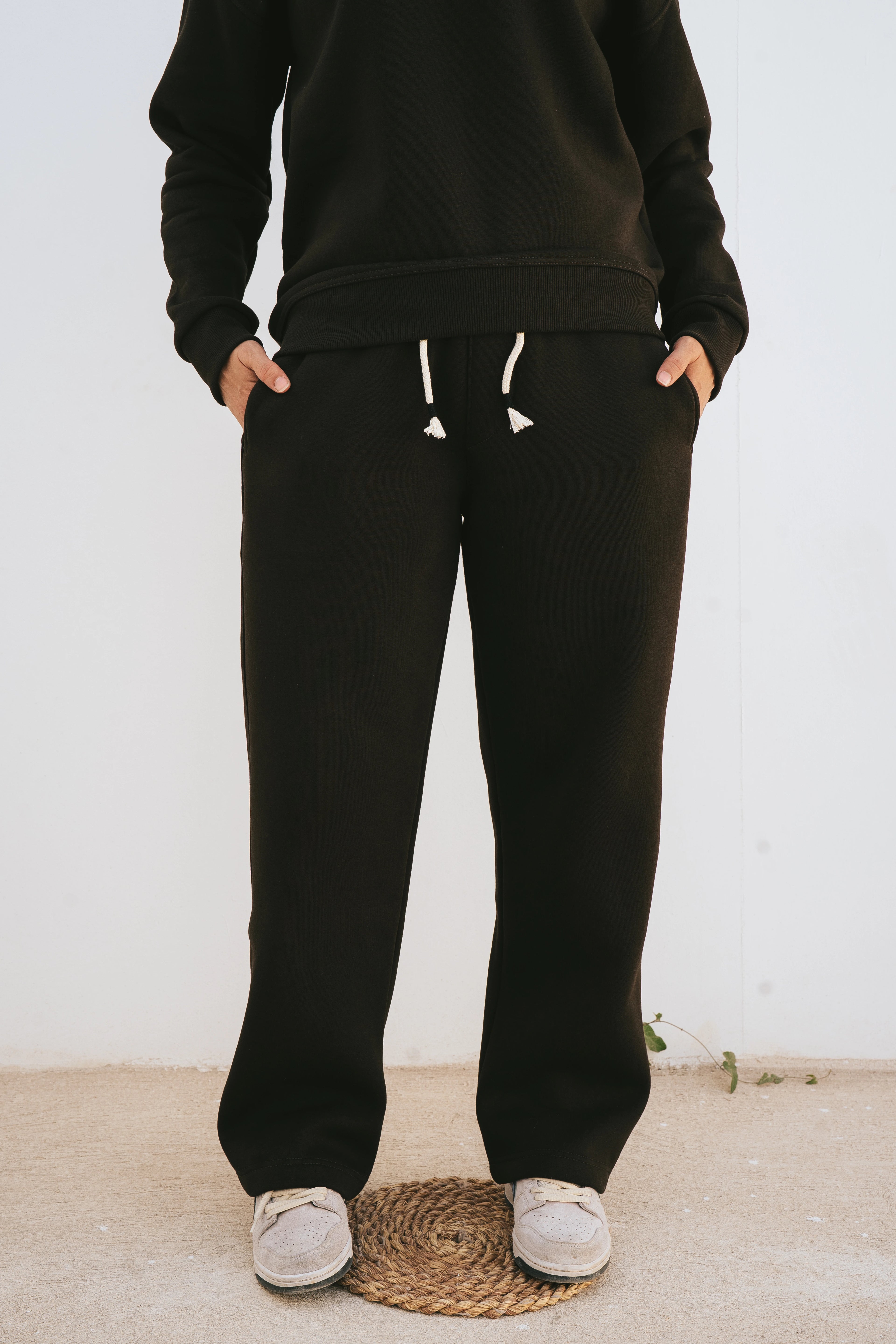 Comfort Sweatpants (Dark Brown)