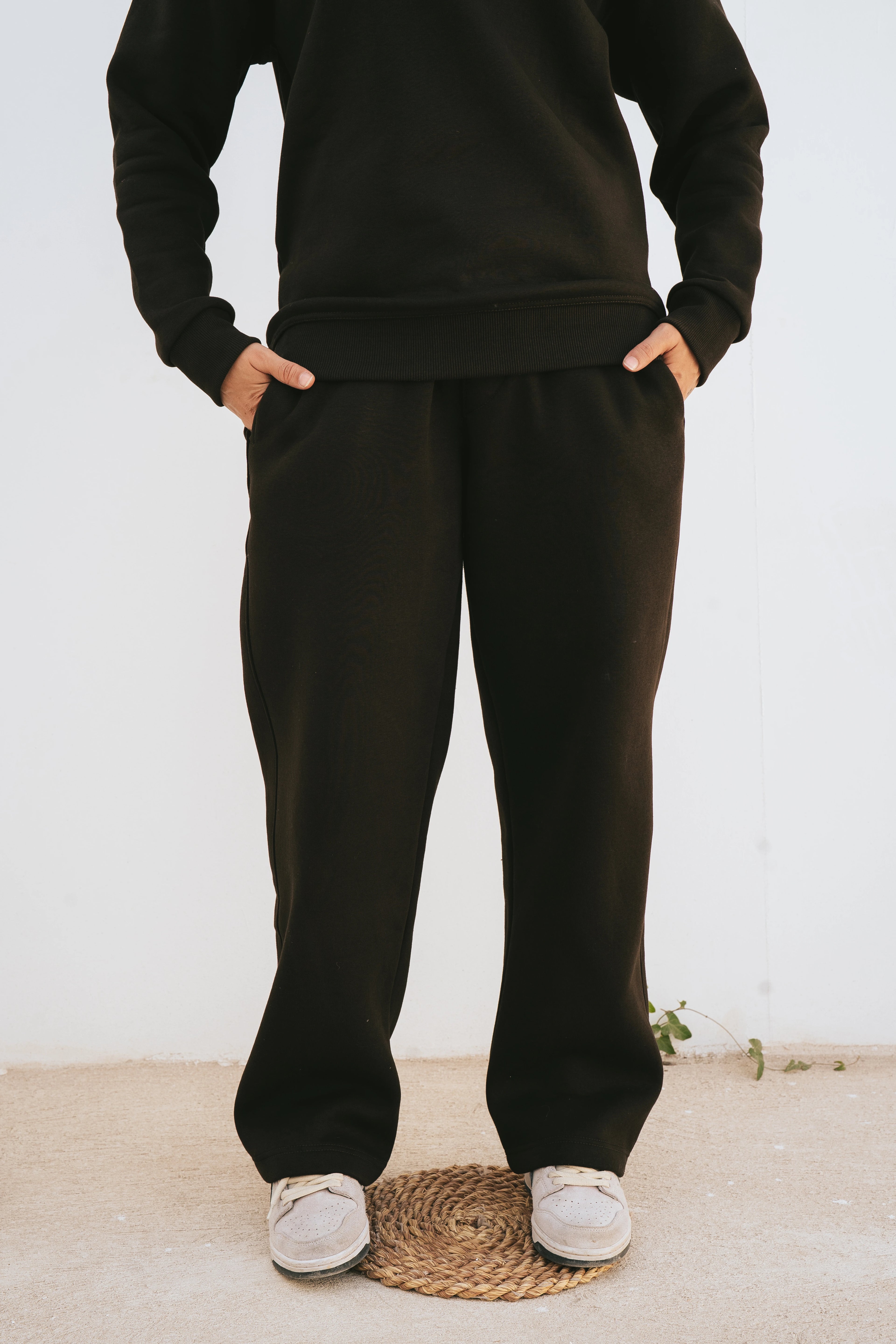 Comfort Sweatpants (Dark Brown)
